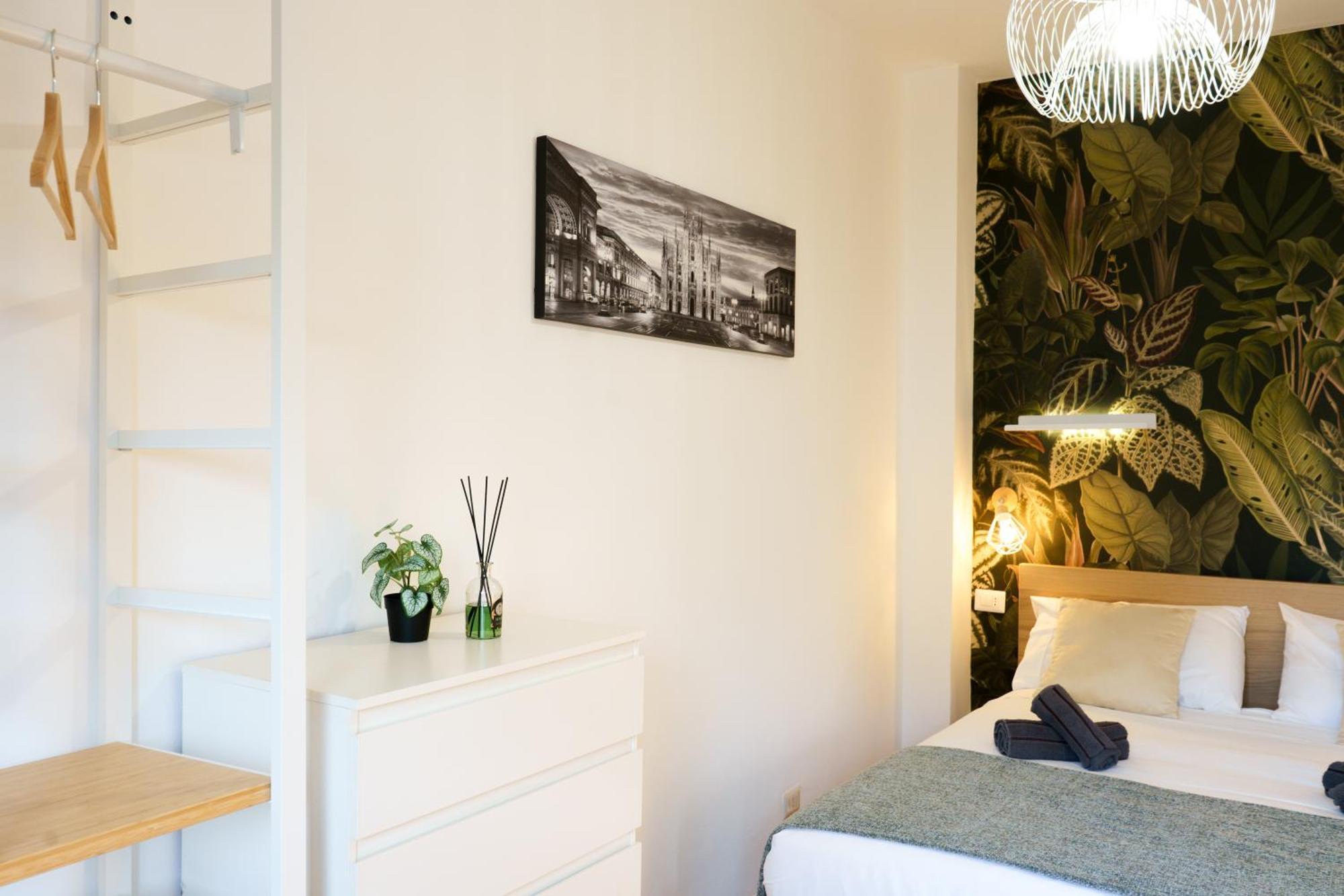 2Min Metro Rossa-20Min San Siro-Ac-Parcheggi Apartment Milano Ngoại thất bức ảnh
